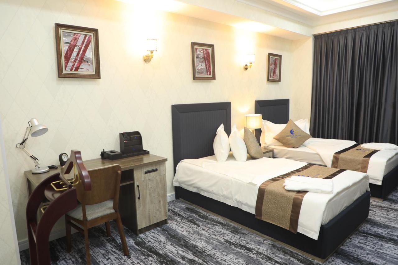 Tinchlik Plaza Hotel Navoi Exterior photo